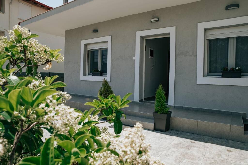 Sophia'S Coastal Retreat Villa Korinósz Kültér fotó